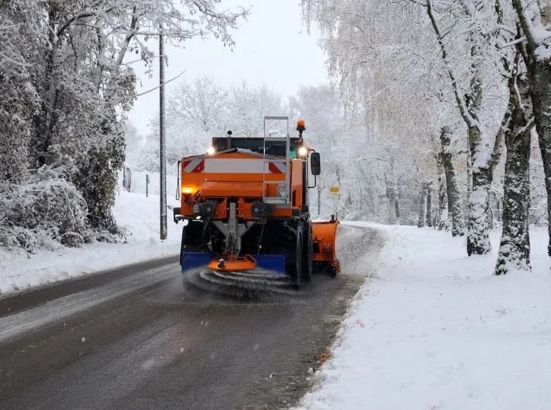 Calcium Chloride for Road Deicing